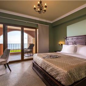 8 bedroom luxury villa with pool near Koutsounari, sleeps 16